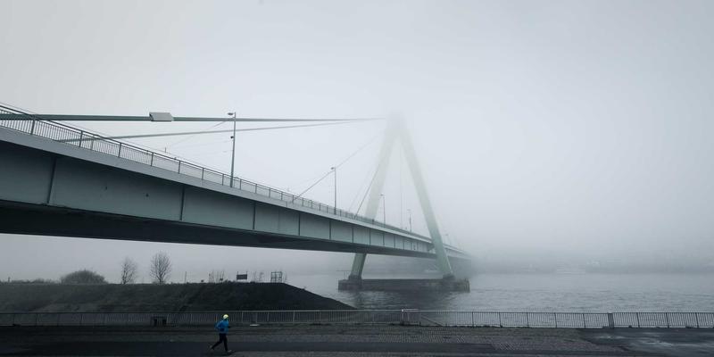 从代码到画布：理工科背景如何成功跨界艺术留学，斩获交互与科技艺术Offer