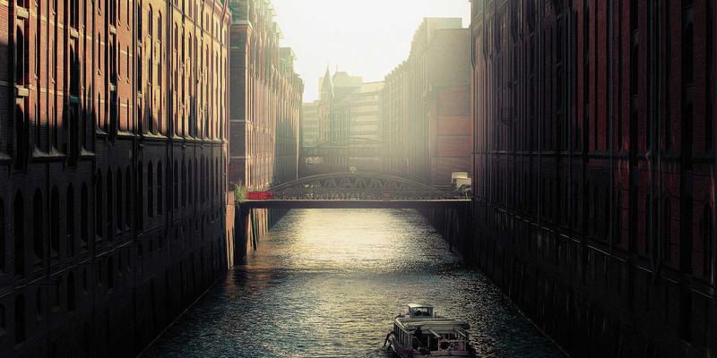 数字艺术留学新浪潮：解锁元宇宙、NFT与区块链在作品集中的创新应用 | 专业作品集指导