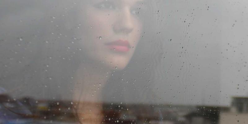 艺术留学中的心理健康指南：从海外院校申请到作品集指导，如何应对文化冲击与创作压力