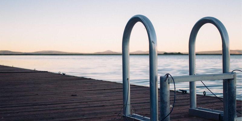 艺术留学后的职业蓝图：从自由艺术家到创意产业就业的深度解析与作品集指导